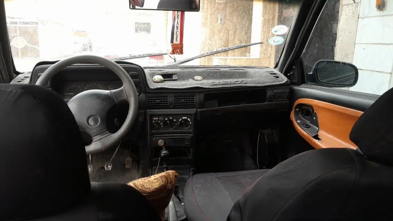 دوو سیلو سدان - 1379