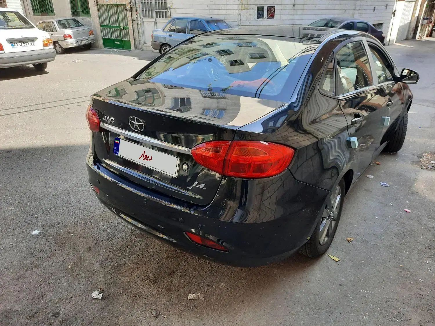 جک J4 اتوماتیک ساده - 1404