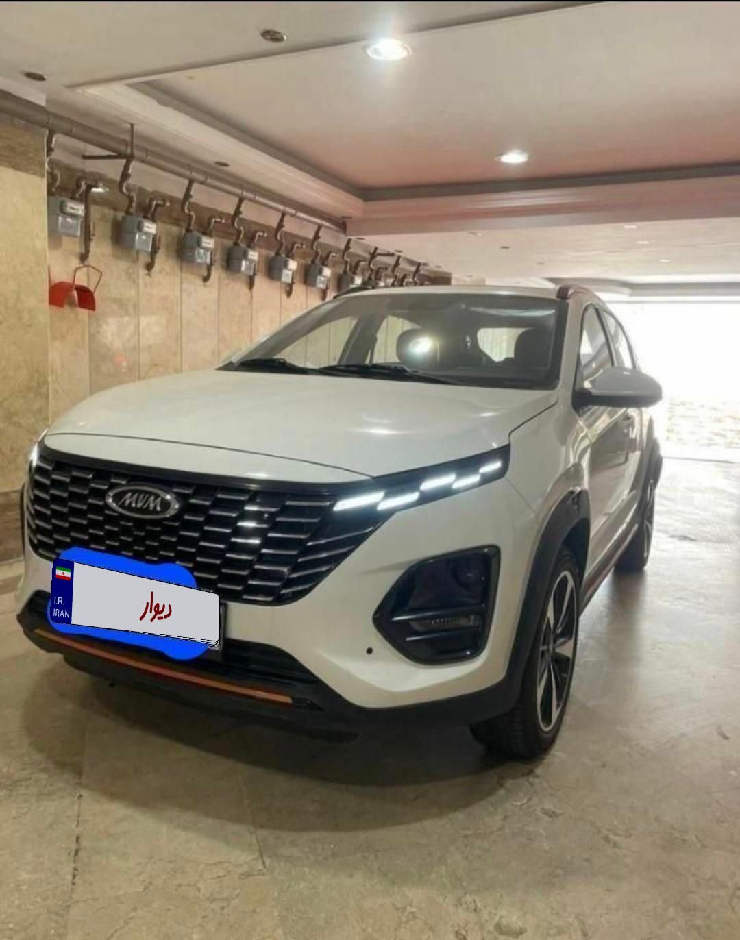 خودرو ام وی ام، X33 کراس آگهی ann_20036259