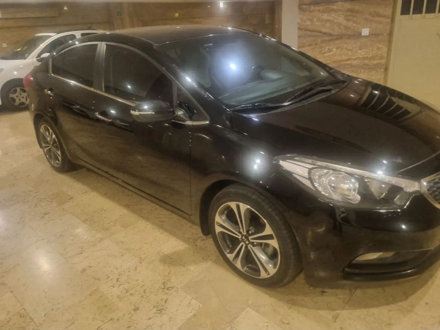 کیا سراتو 2.0 لیتر اتوماتیک GT لاین - 2015