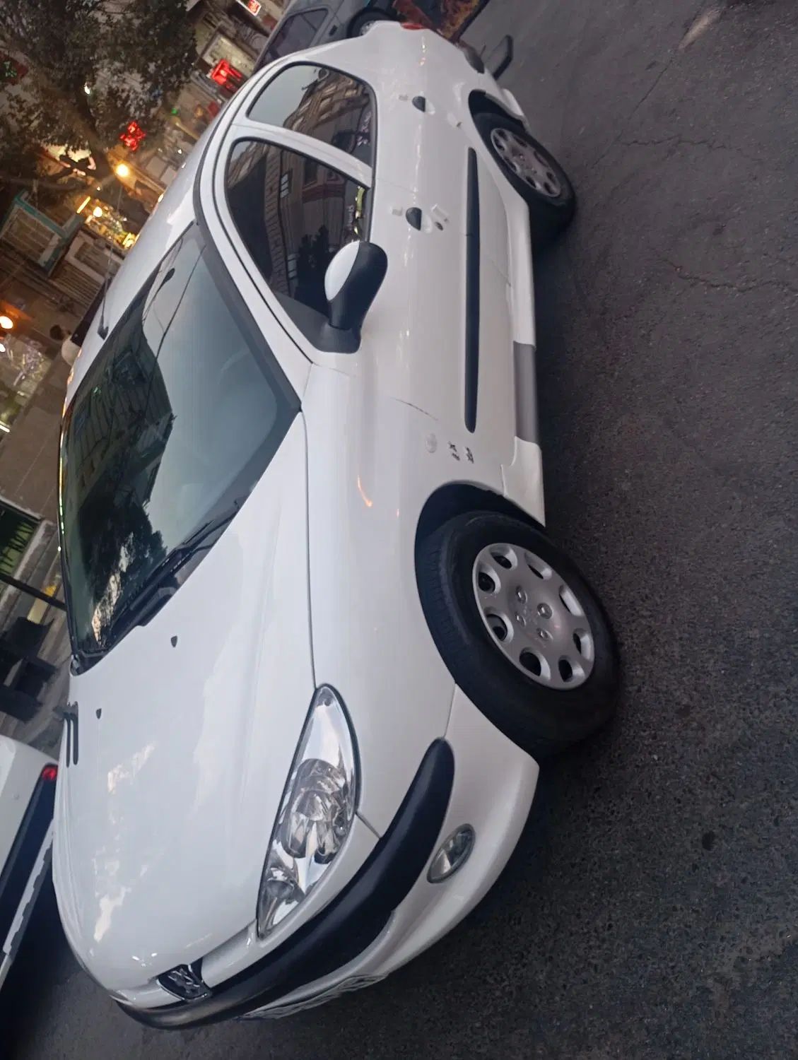 پژو ۲۰۶ صندوق دار v8 - 1395