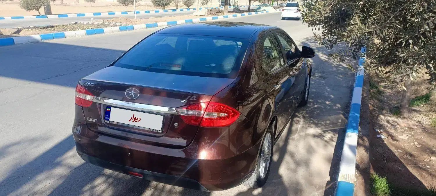 جک J5 اتوماتیک - 1394