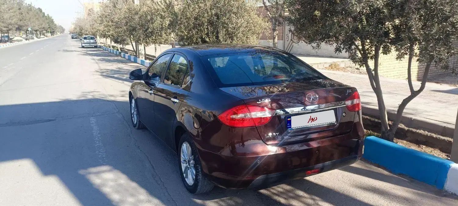 جک J5 اتوماتیک - 1394