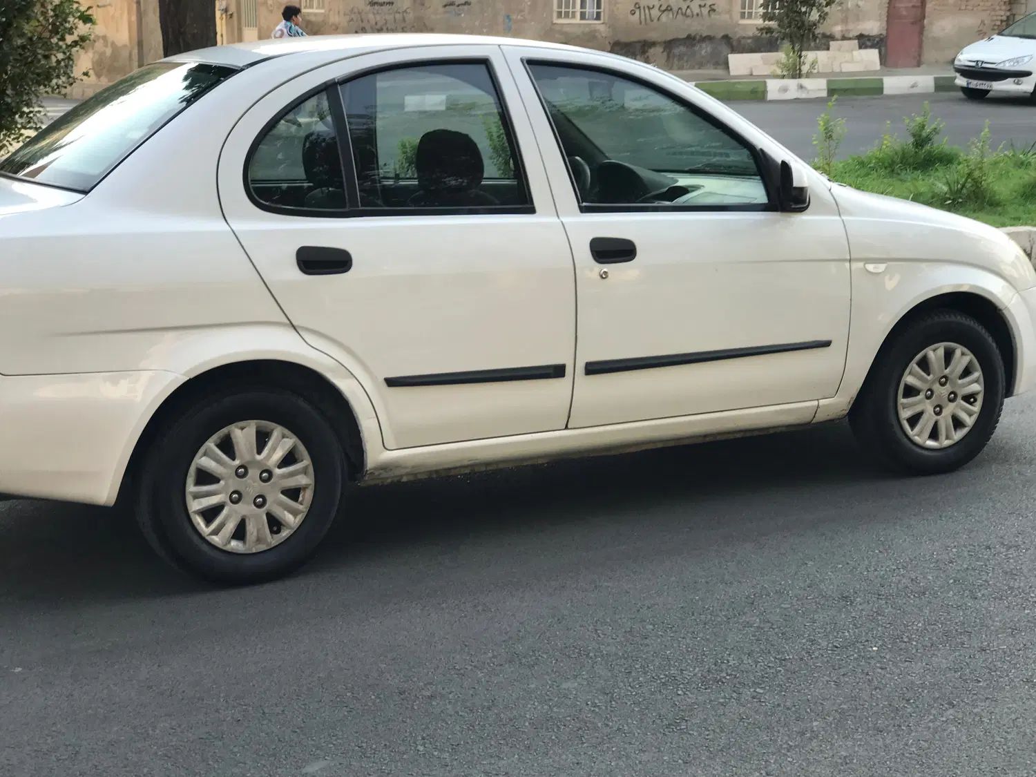 تیبا صندوق دار EX - 1393