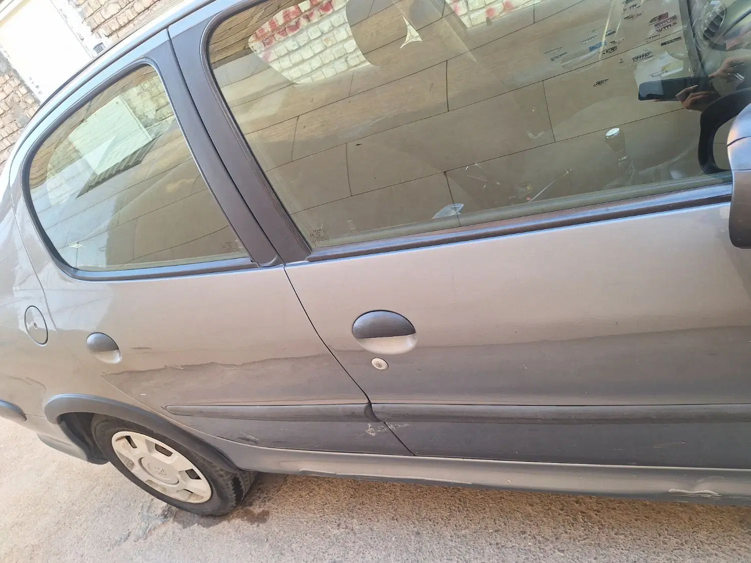 پژو ۲۰۶ صندوق دار v20 - 1390