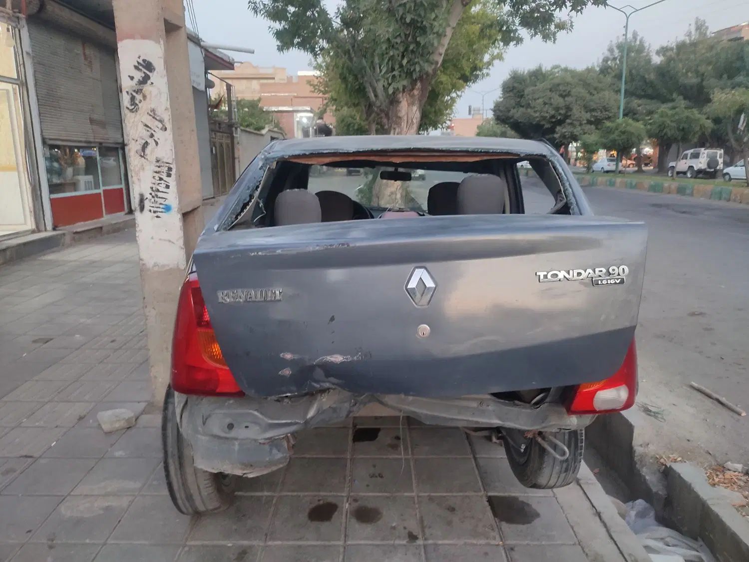 خودرو رنو، تندر 90 پلاس آگهی ann_20036828