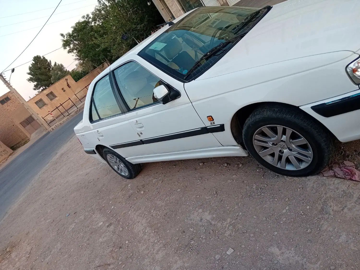 پژو پارس اتوماتیک - 1400