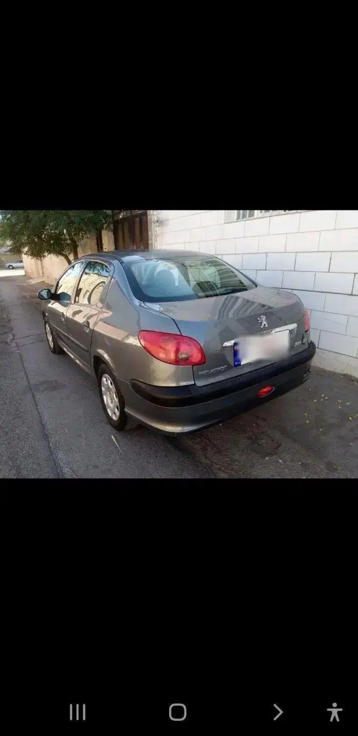 پژو ۲۰۶ صندوق دار v8 - 1394