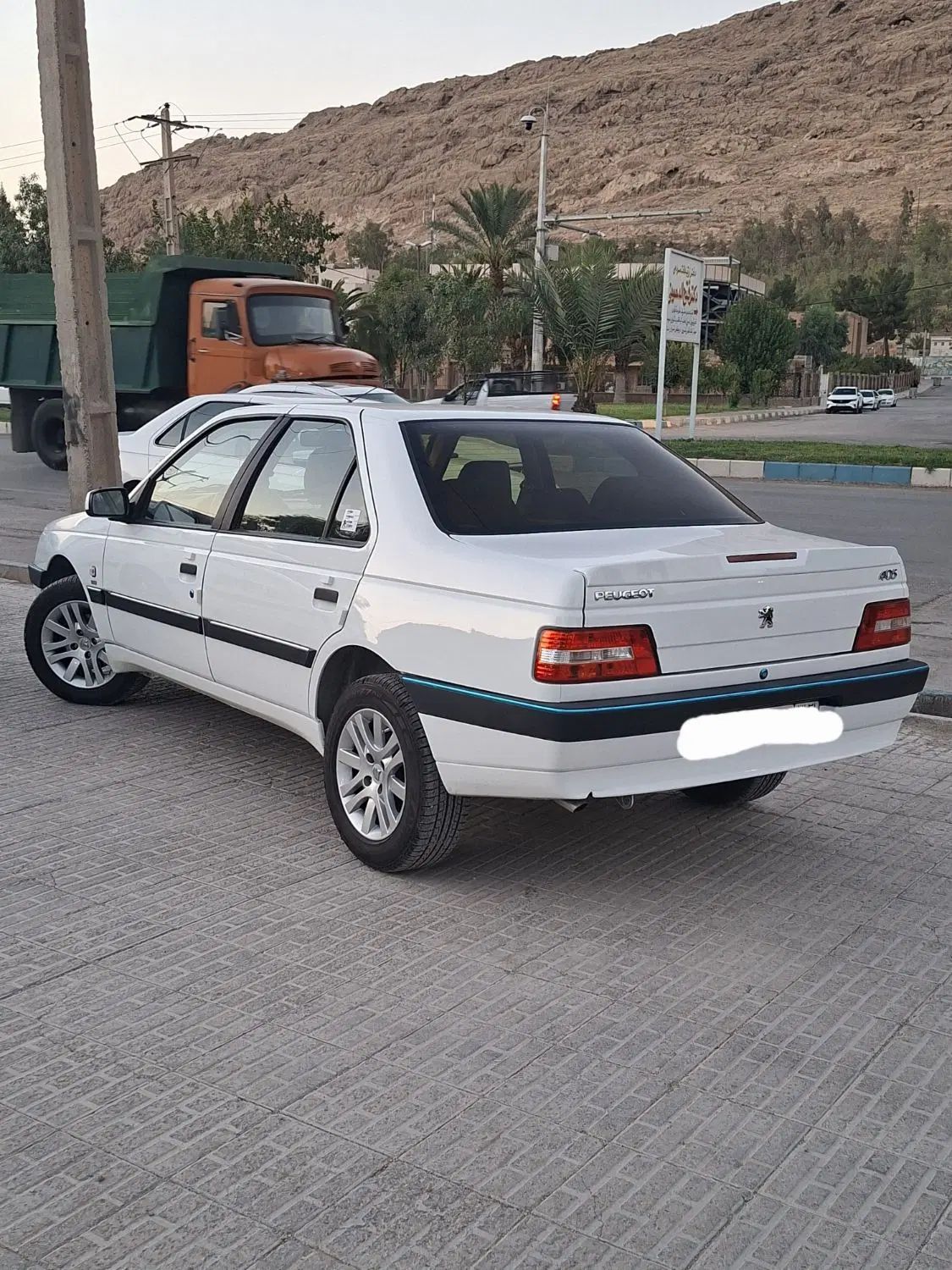 پژو 405 SLX بنزینی TU5 - 1400