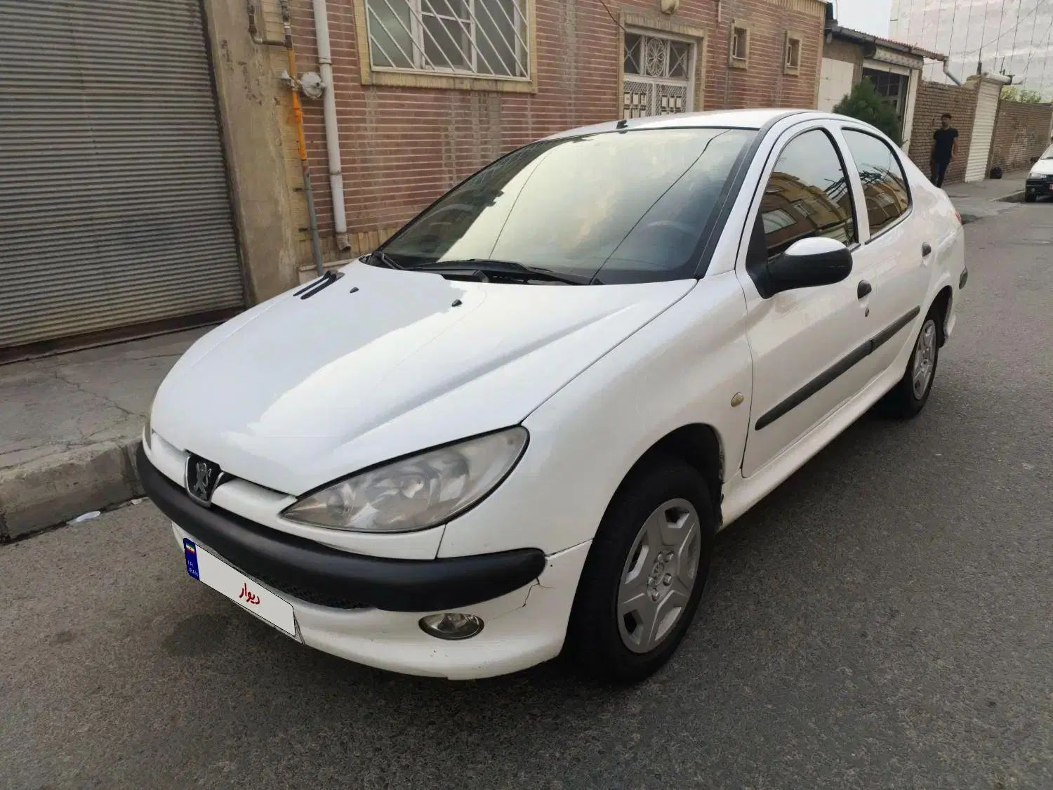 پژو ۲۰۶ صندوق دار v8 - 1389