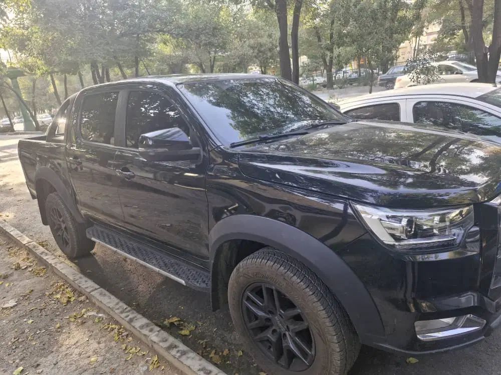 خودرو کی ام سی، T8 آگهی ann_20037454
