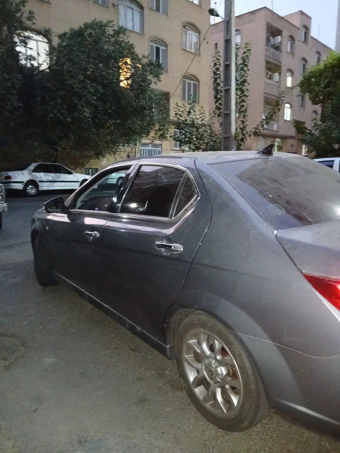 دنا پلاس توربو اتوماتیک - 1401