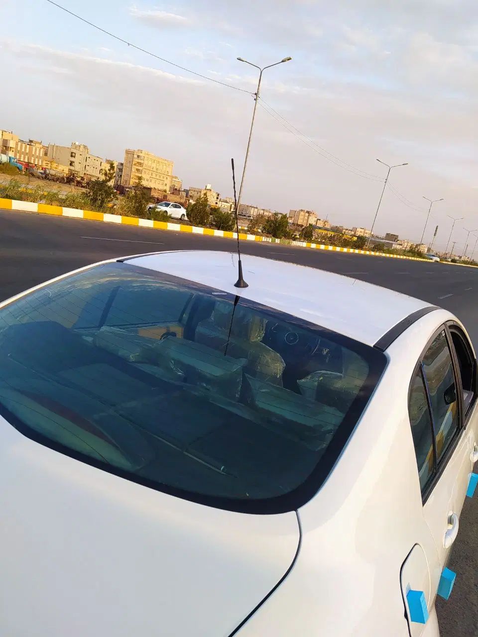 رنو مگان پارس خودرو 1600 E2 - 1391