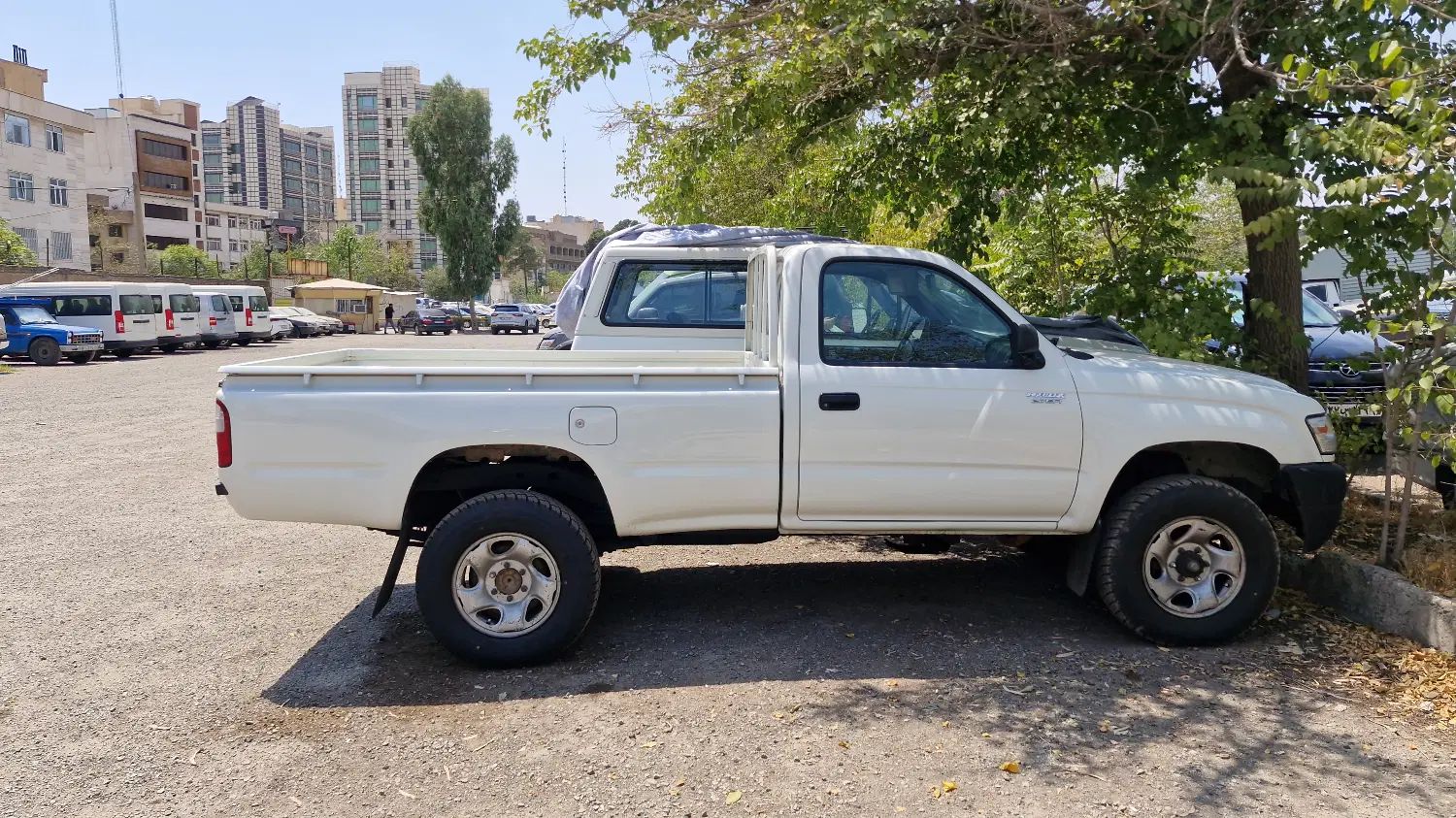 تویوتا کمری XLE - 2002