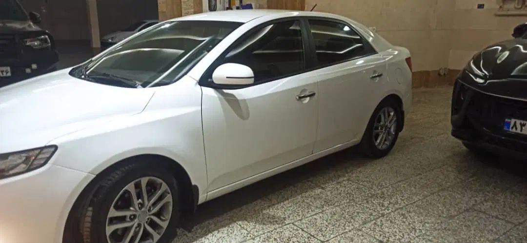 کیا سراتو 2.0 لیتر اتوماتیک GT لاین - 2015