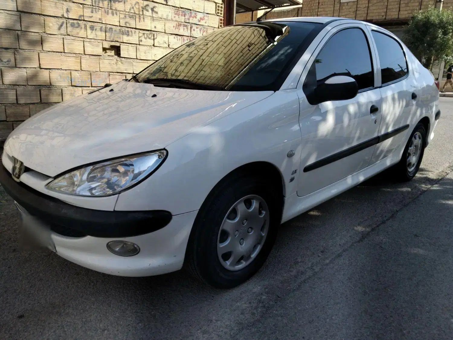 پژو ۲۰۶ صندوق دار v8 - 1395