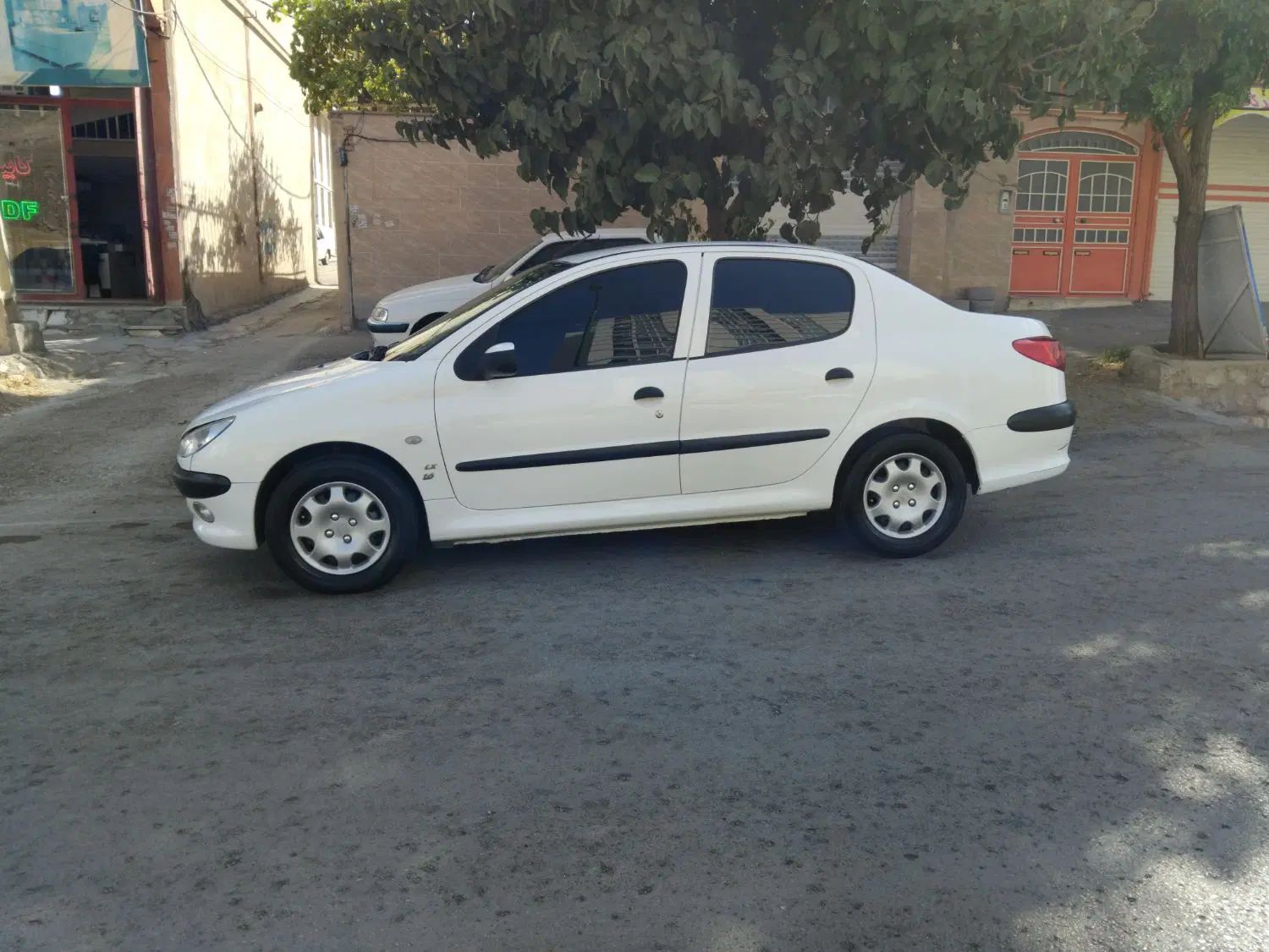 خودرو پژو، ۲۰۶ صندوق دار آگهی ann_20037952