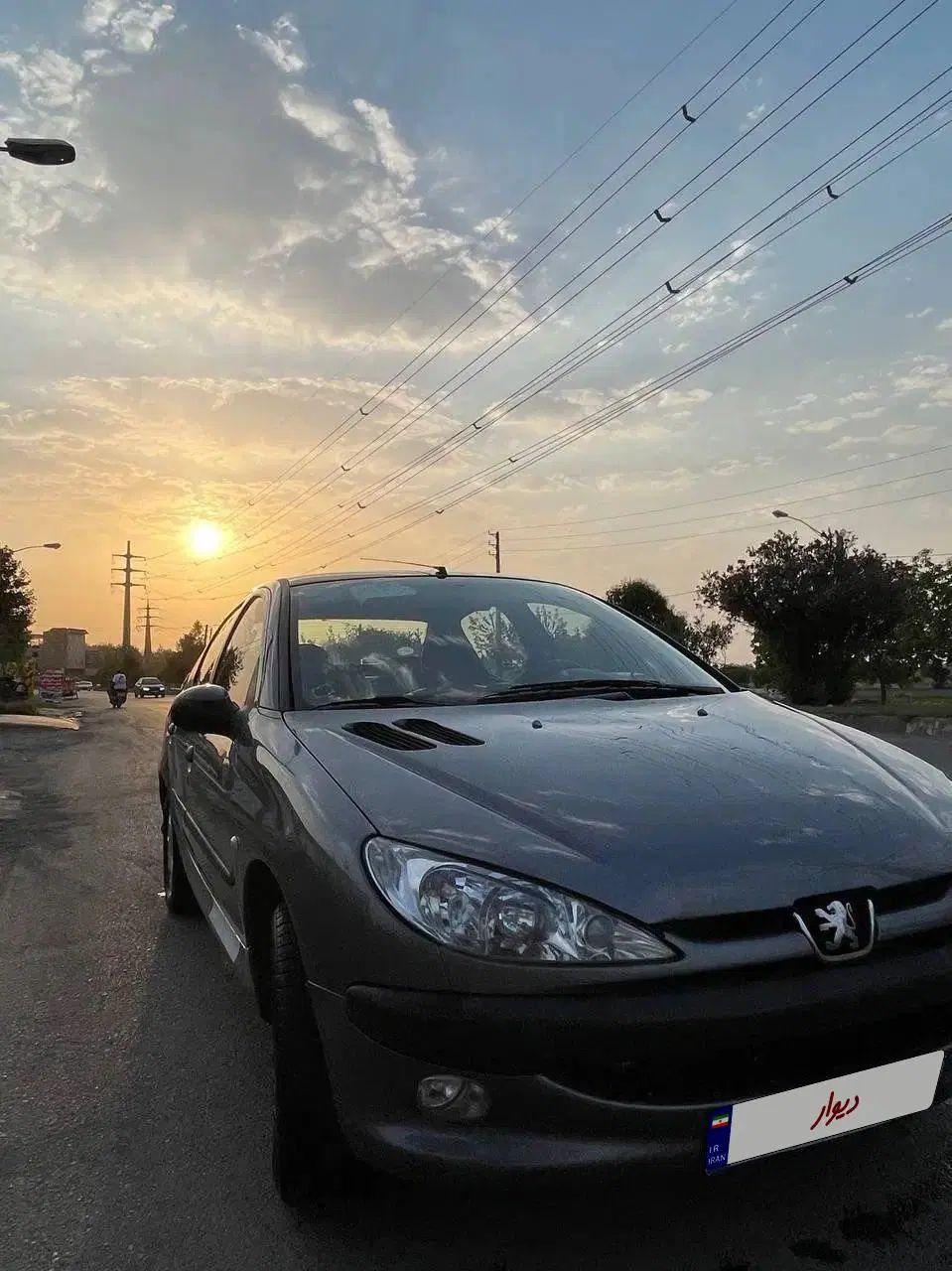 پژو ۲۰۶ صندوق دار v8 - 1396