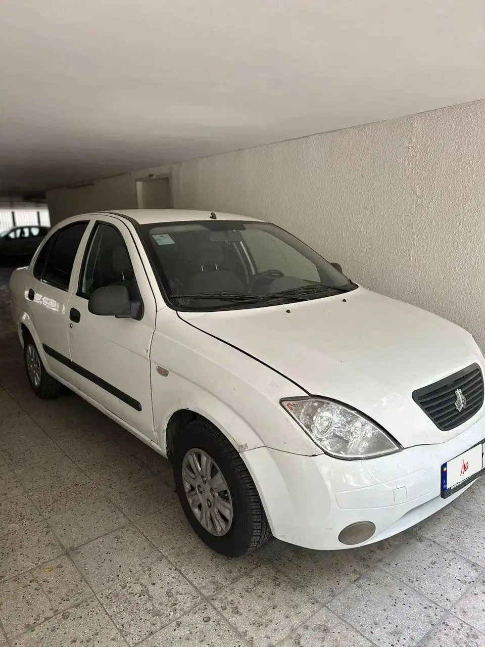 تیبا صندوق دار SX - 1392