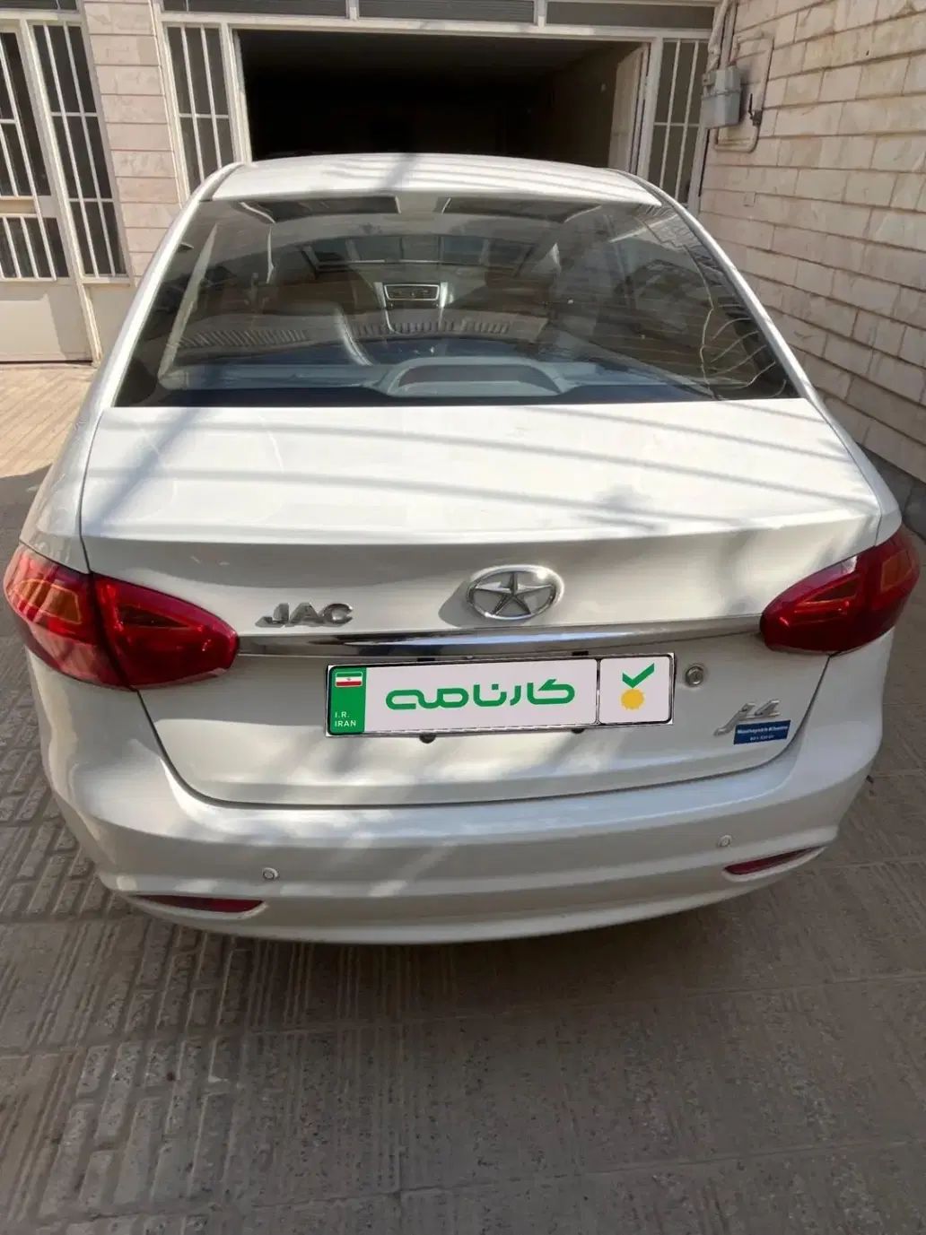 جک J4 اتوماتیک ساده - 1400