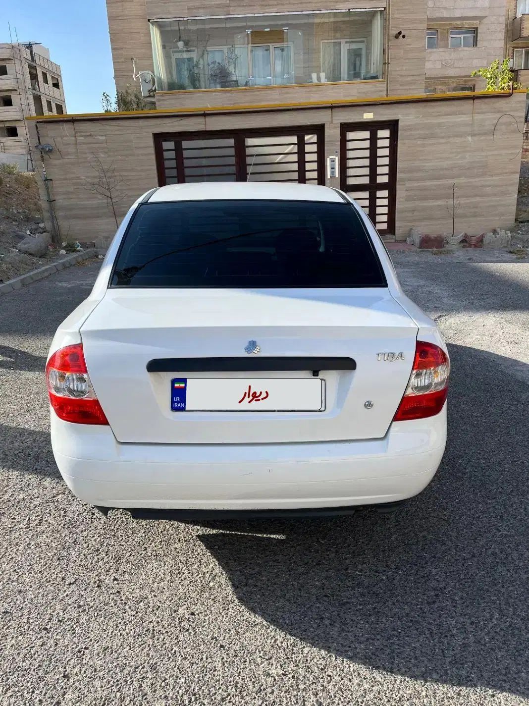 تیبا صندوق دار SX - 1401