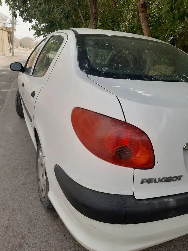 پژو ۲۰۶ صندوق دار v8 - 1395