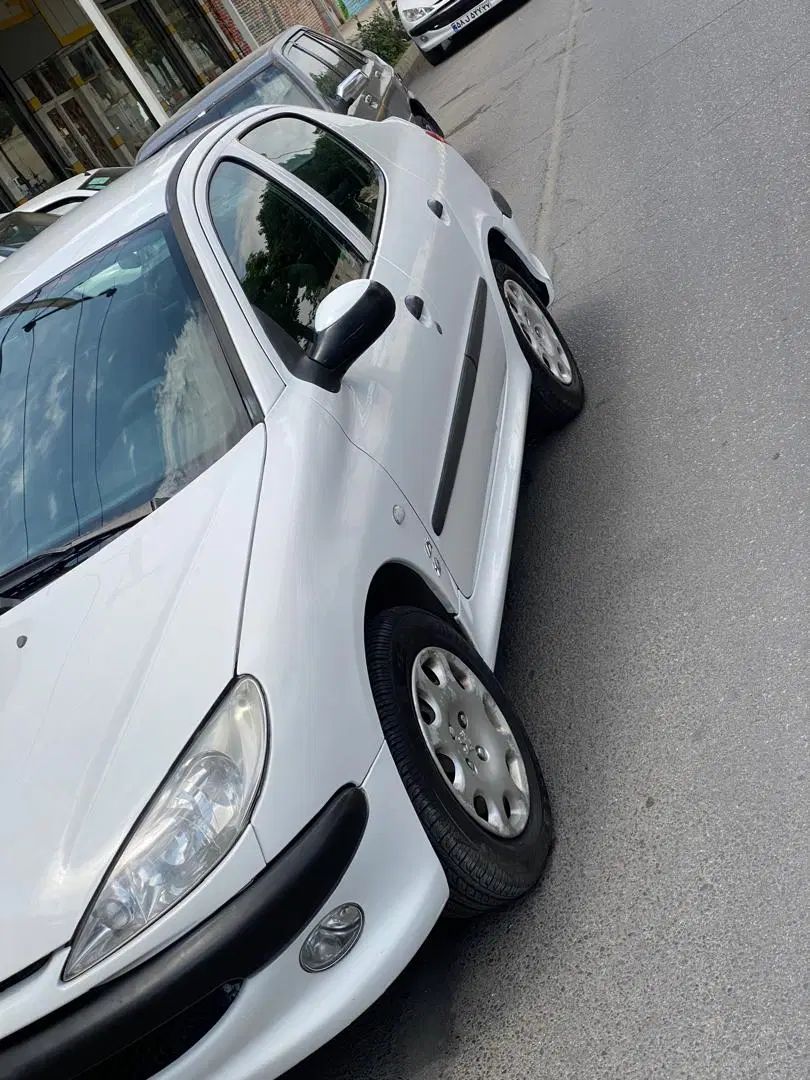 پژو ۲۰۶ صندوق دار v8 - 1395