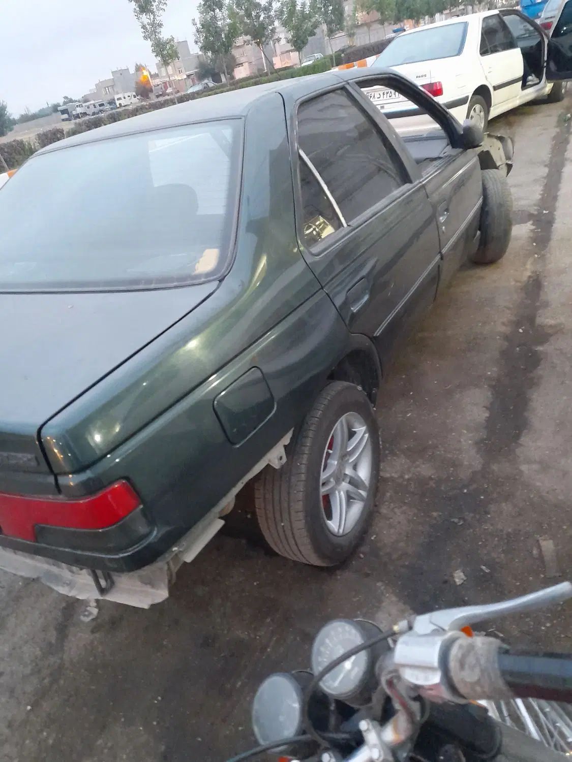 پژو 405 GL - 1379