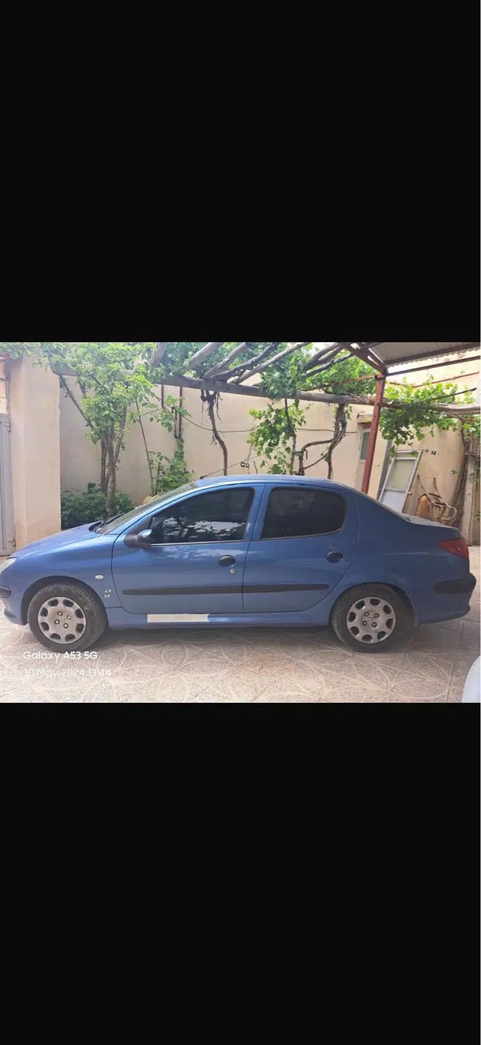 پژو ۲۰۶ صندوق دار v8 - 1396