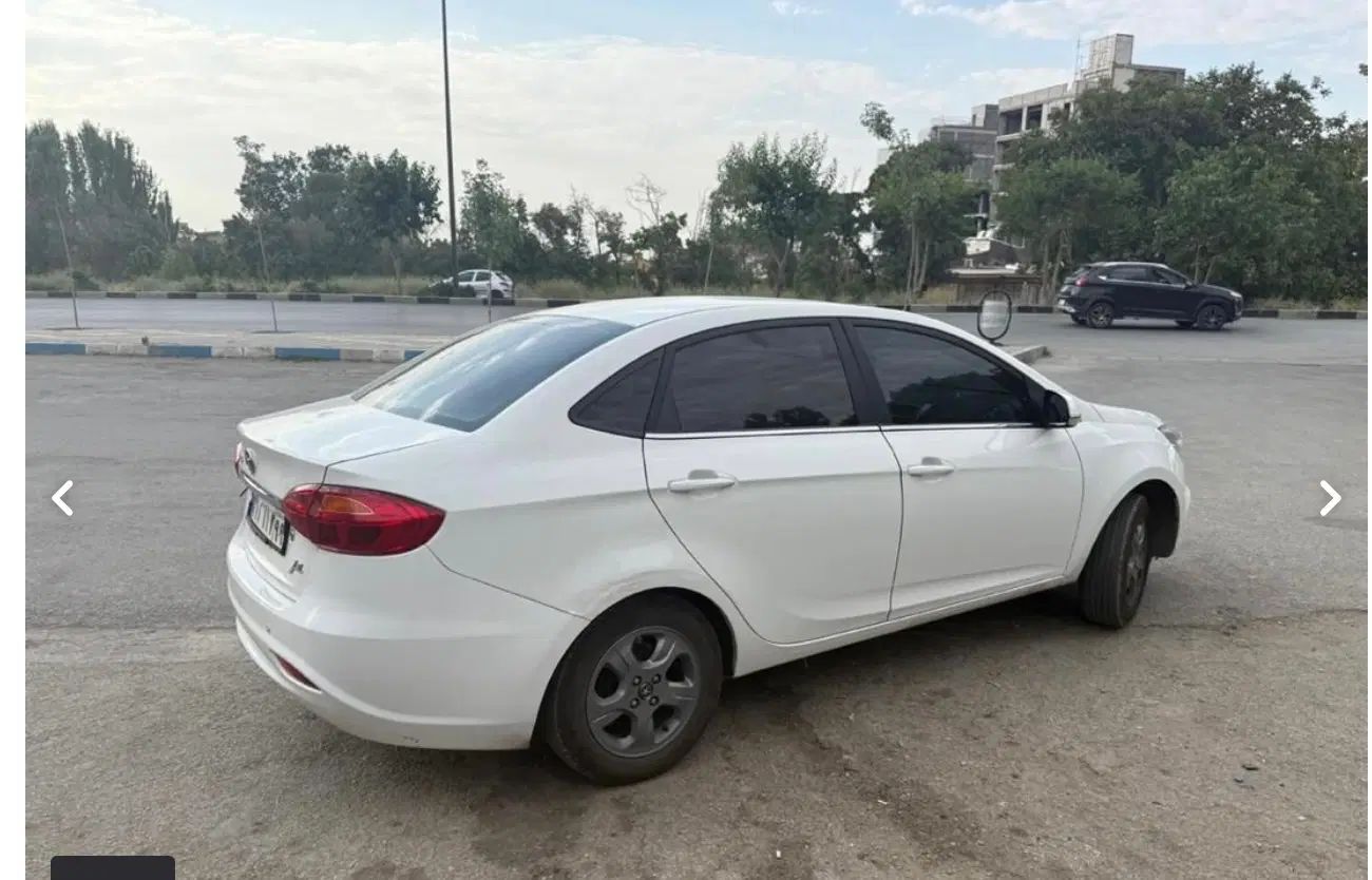 جک J4 اتوماتیک ساده - 1402