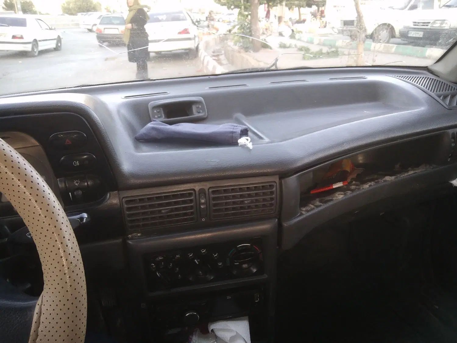دوو سیلو هاچبک - 1376