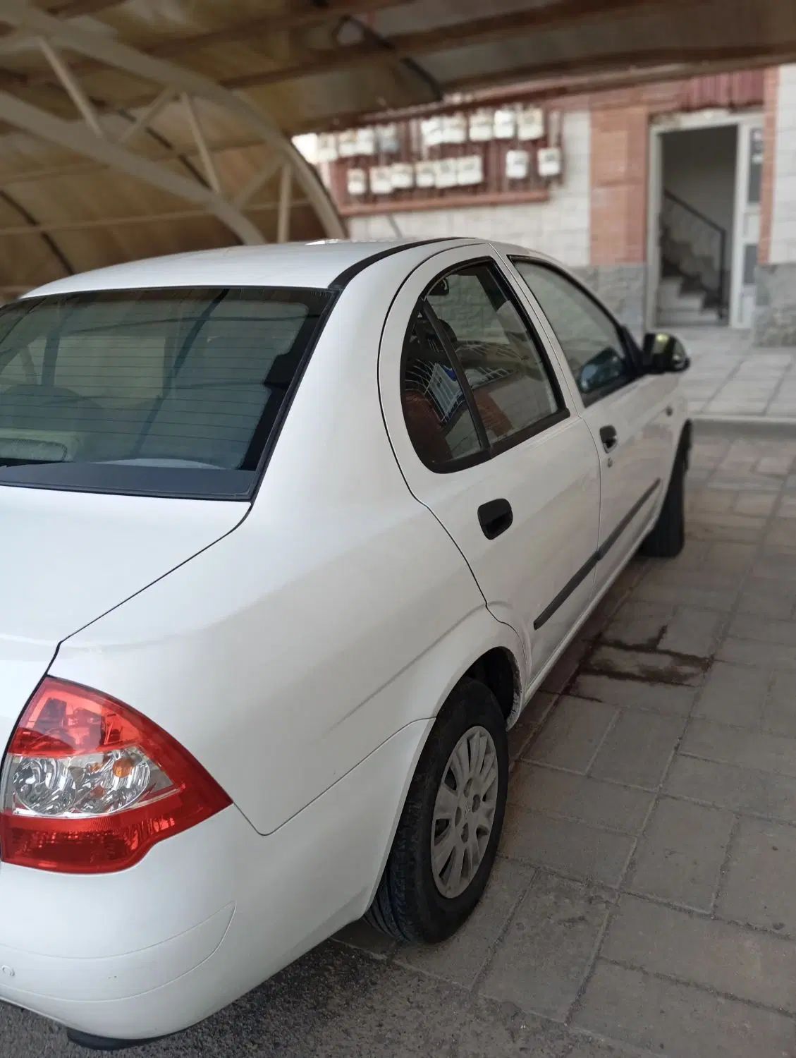 تیبا صندوق دار EX - 1395