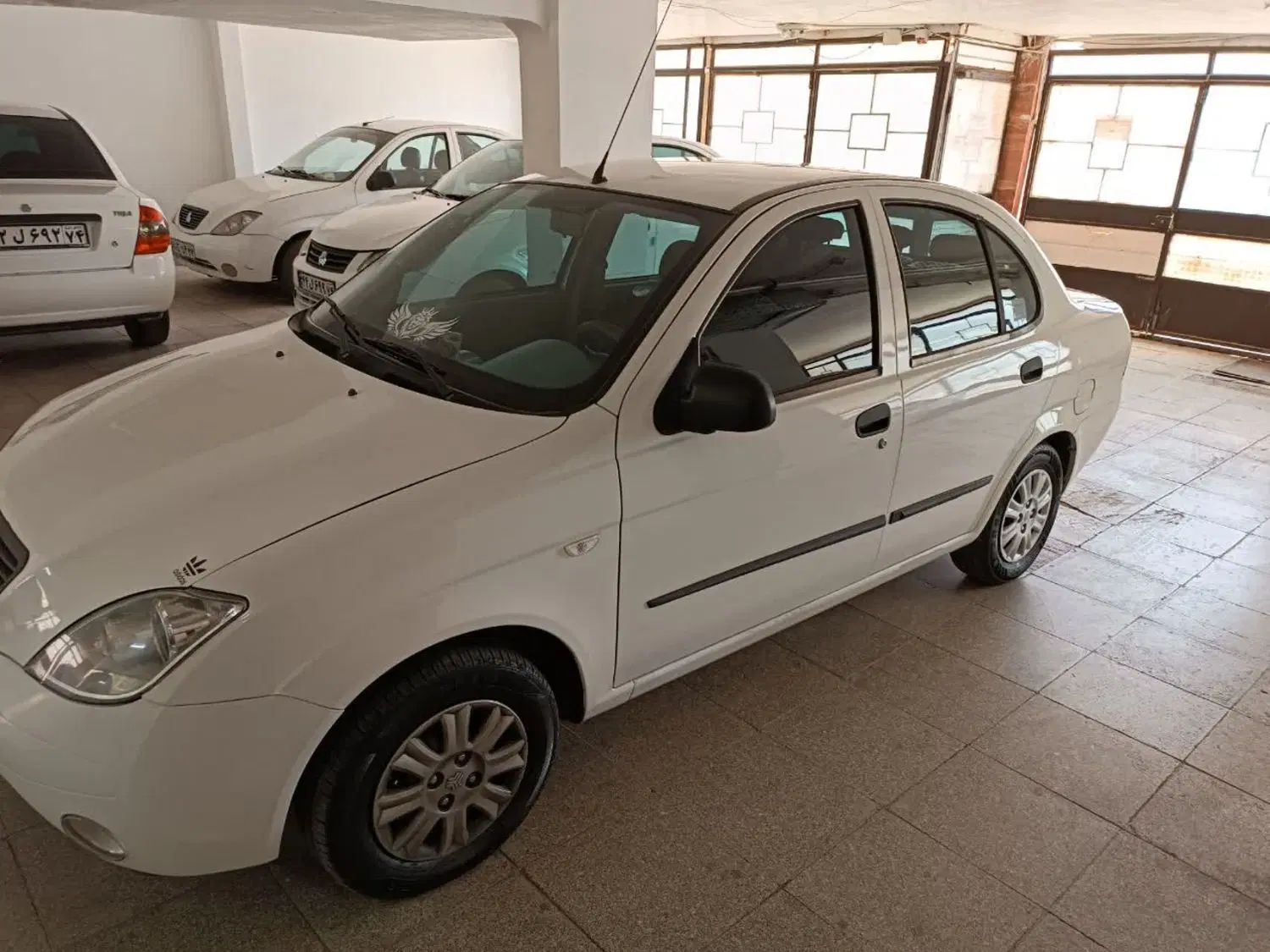 تیبا صندوق دار SX - 1400