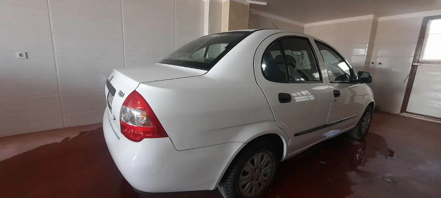 تیبا صندوق دار SX - 1395
