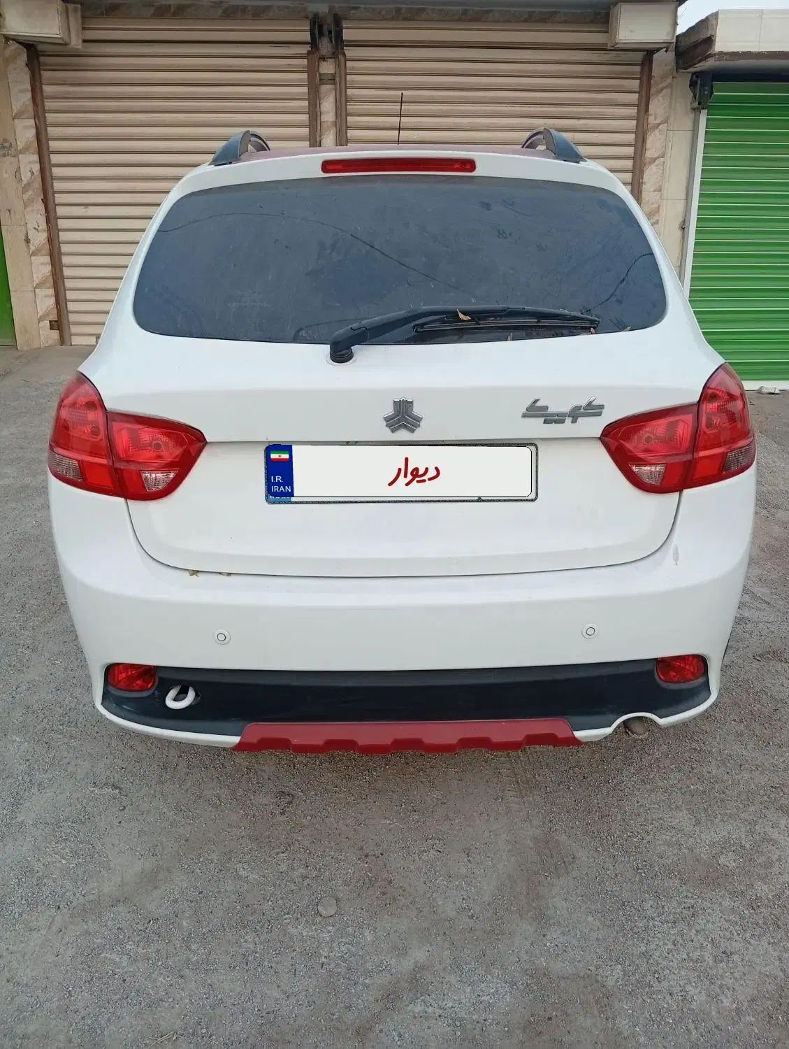 کوییک R دنده‌ای - 1402