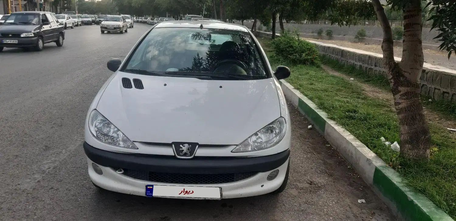 خودرو پژو، ۲۰۶ صندوق دار آگهی ann_20040155