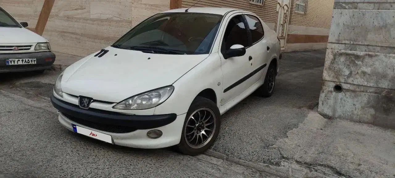پژو ۲۰۶ صندوق دار v8 - 1389