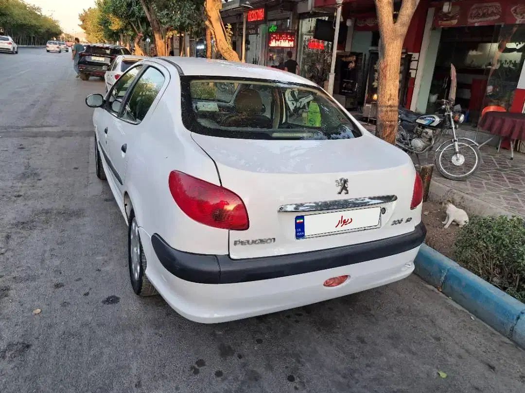 پژو ۲۰۶ صندوق دار v20 - 1390