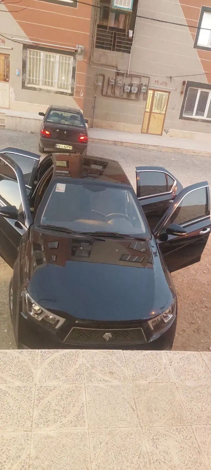 دنا پلاس تیپ ۲ سانروف ۴ ایربگ - 1399