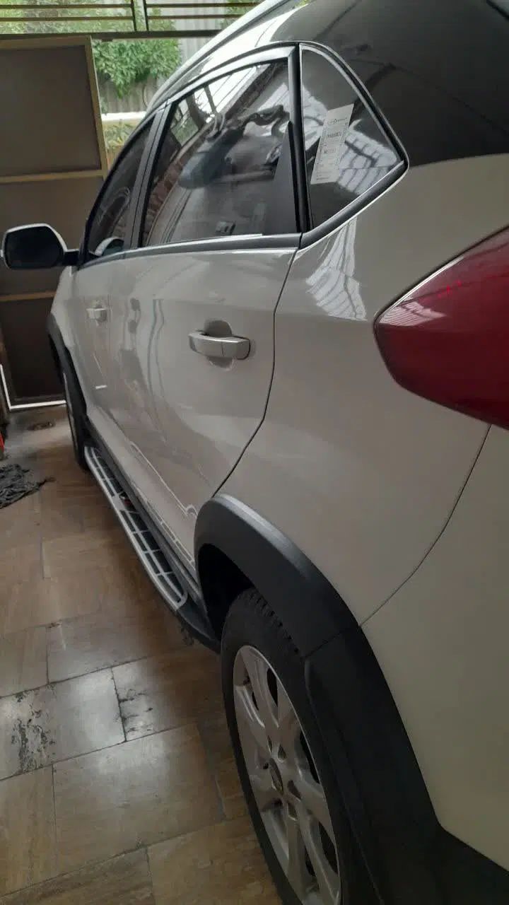 ام وی ام X22 دنده‌ای لاکچری - 1399