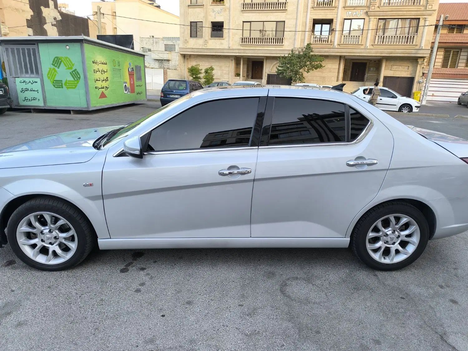 دنا پلاس توربو اتوماتیک - 1401