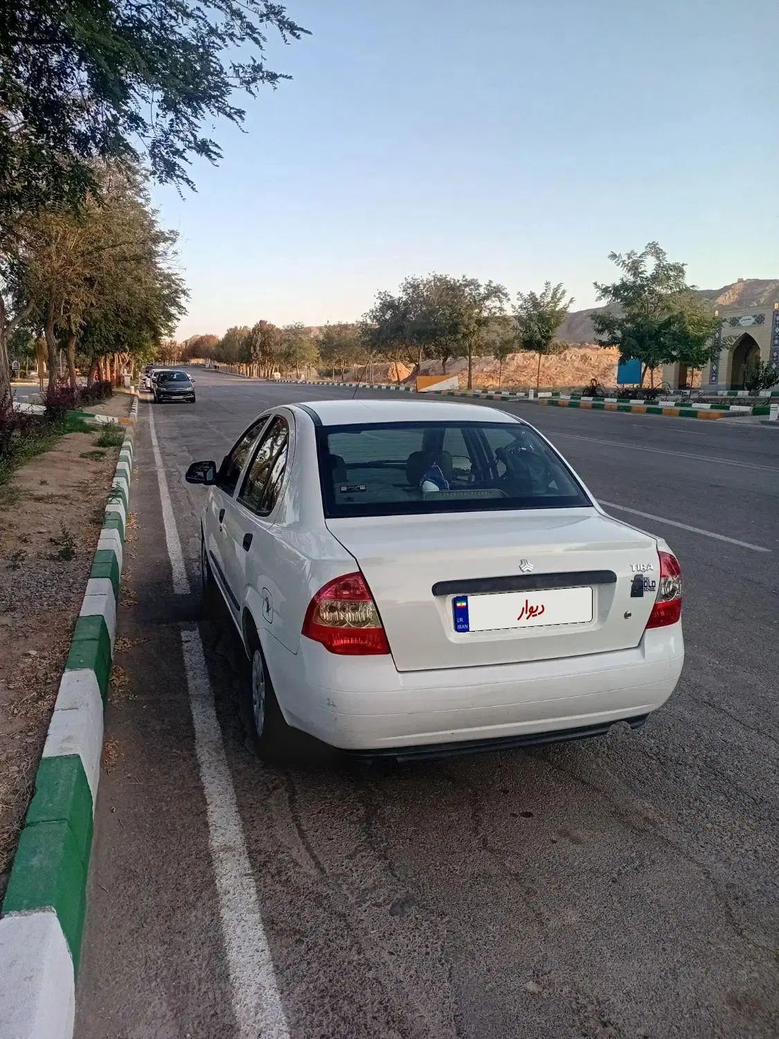 تیبا صندوق دار SX - 1398