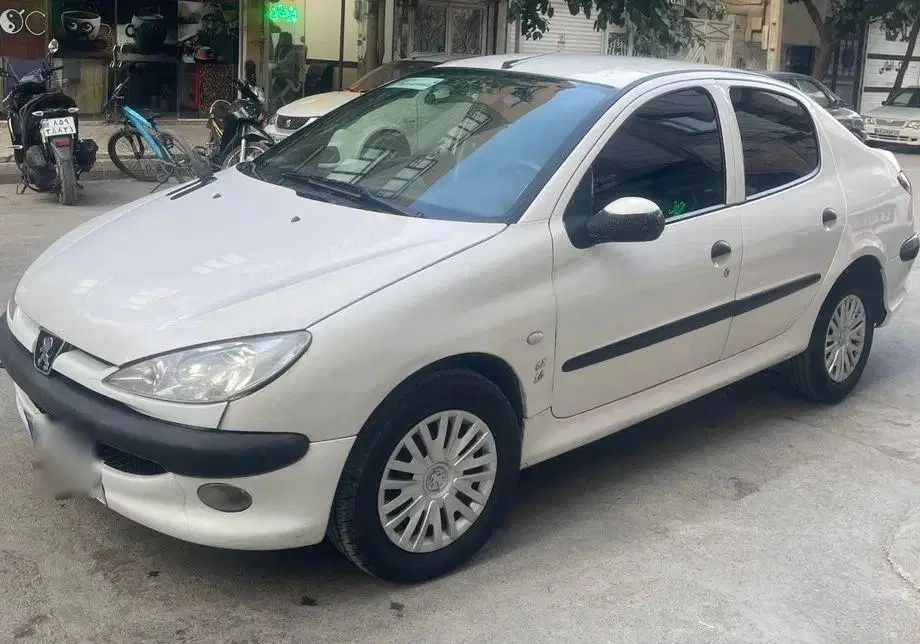 پژو ۲۰۶ صندوق دار v20 - 1386