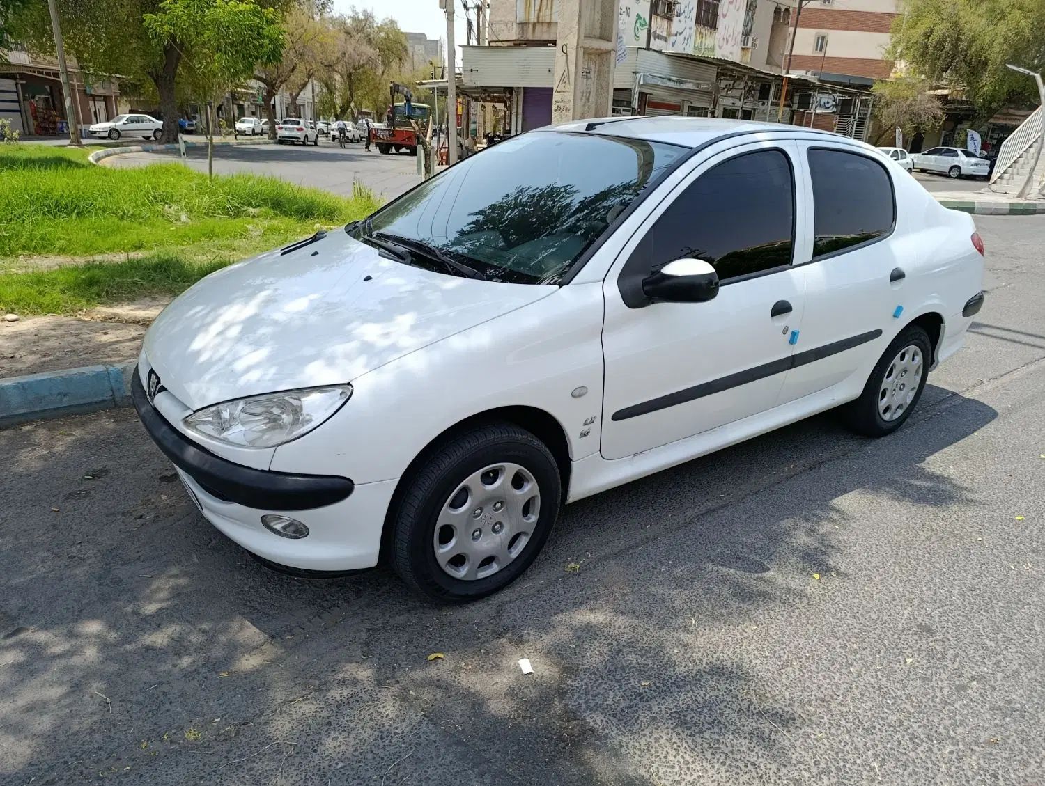 خودرو پژو، ۲۰۶ صندوق دار آگهی ann_20040989