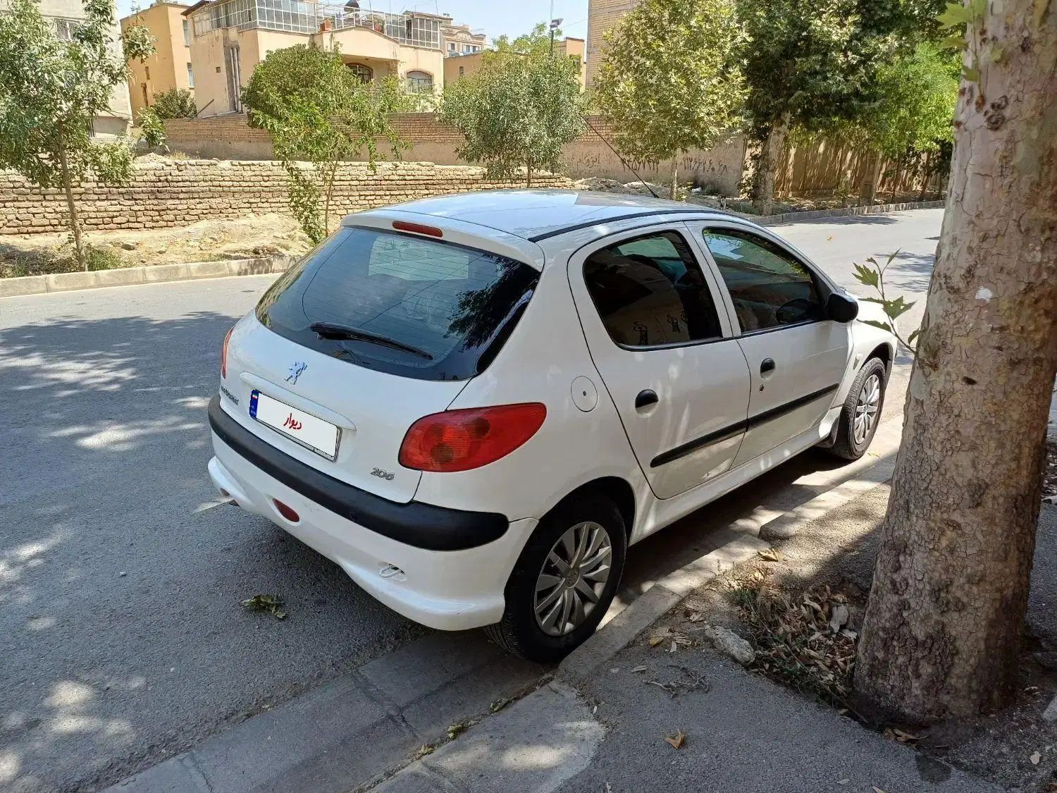 پژو 206 تیپ 5 - 1395