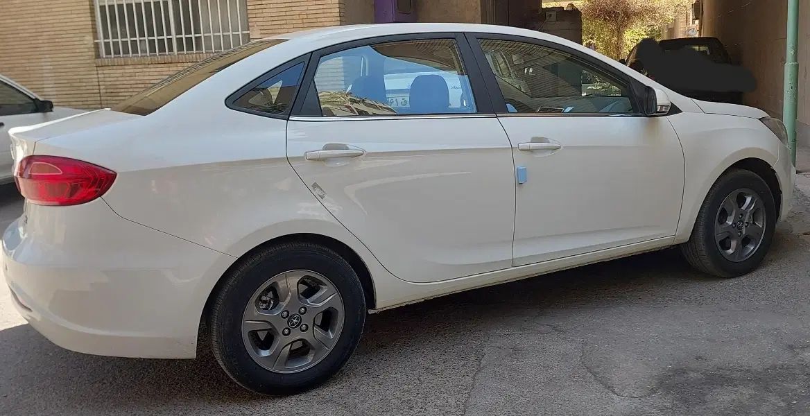 جک J4 اتوماتیک آپشنال - 1402