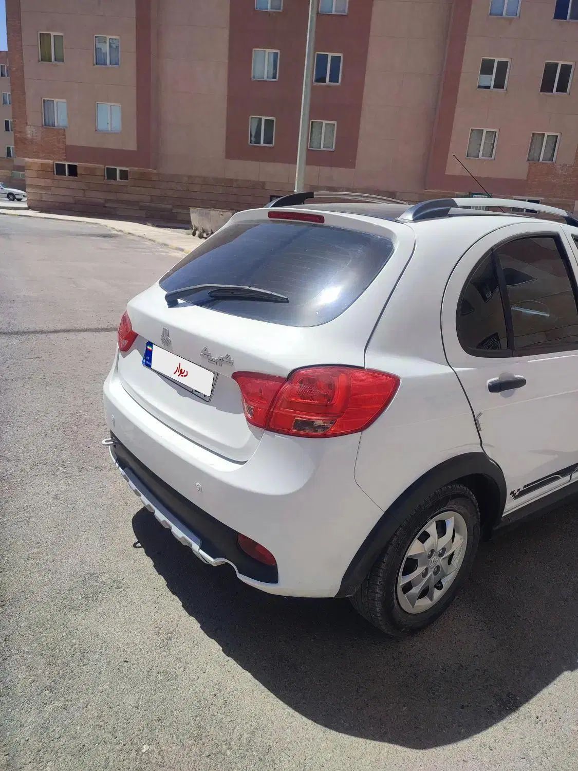 خودرو کوییک، R آگهی ann_20041637