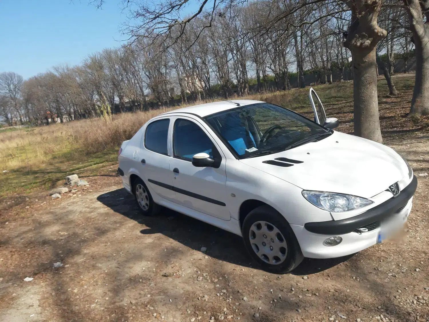 پژو ۲۰۶ صندوق دار v8 - 1396