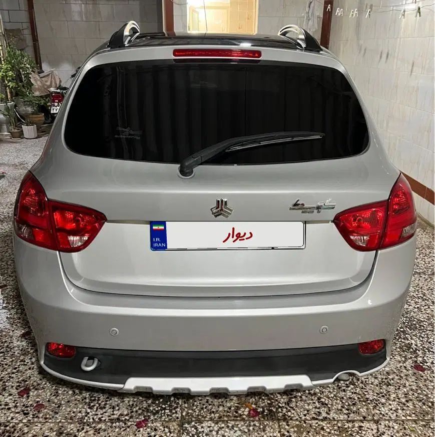کوییک R دنده‌ای - 1402