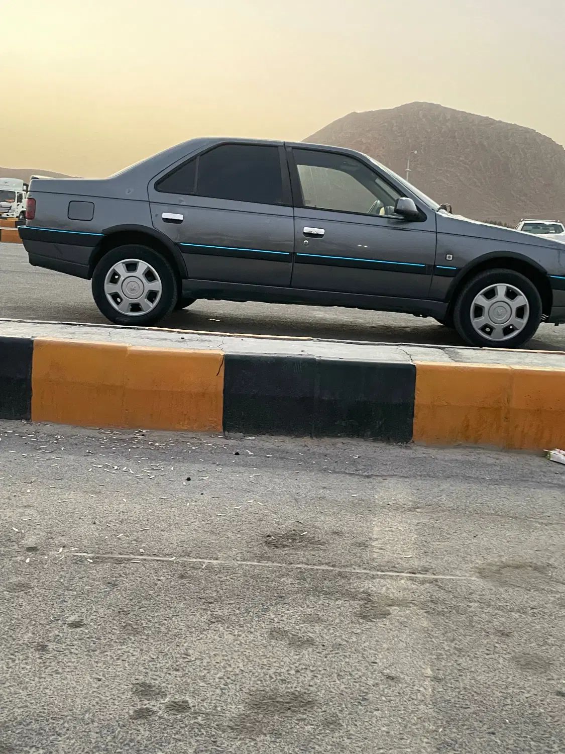 پژو 405 SLX بنزینی TU5 - 1393